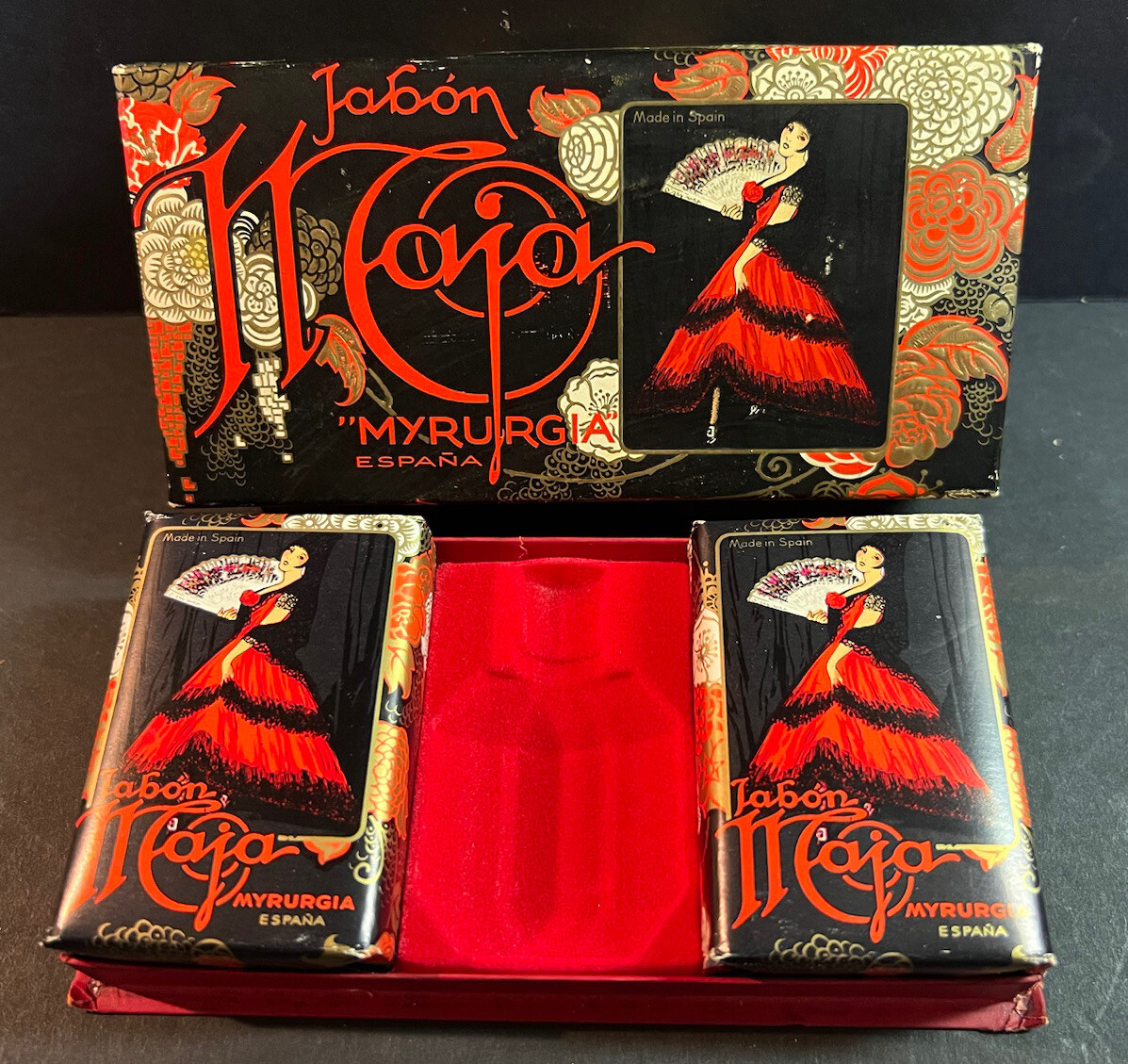 2 Vintage Boxes Jabón Maja By Myrurgia España 4 Soap Bars – 2 Large 2 Small