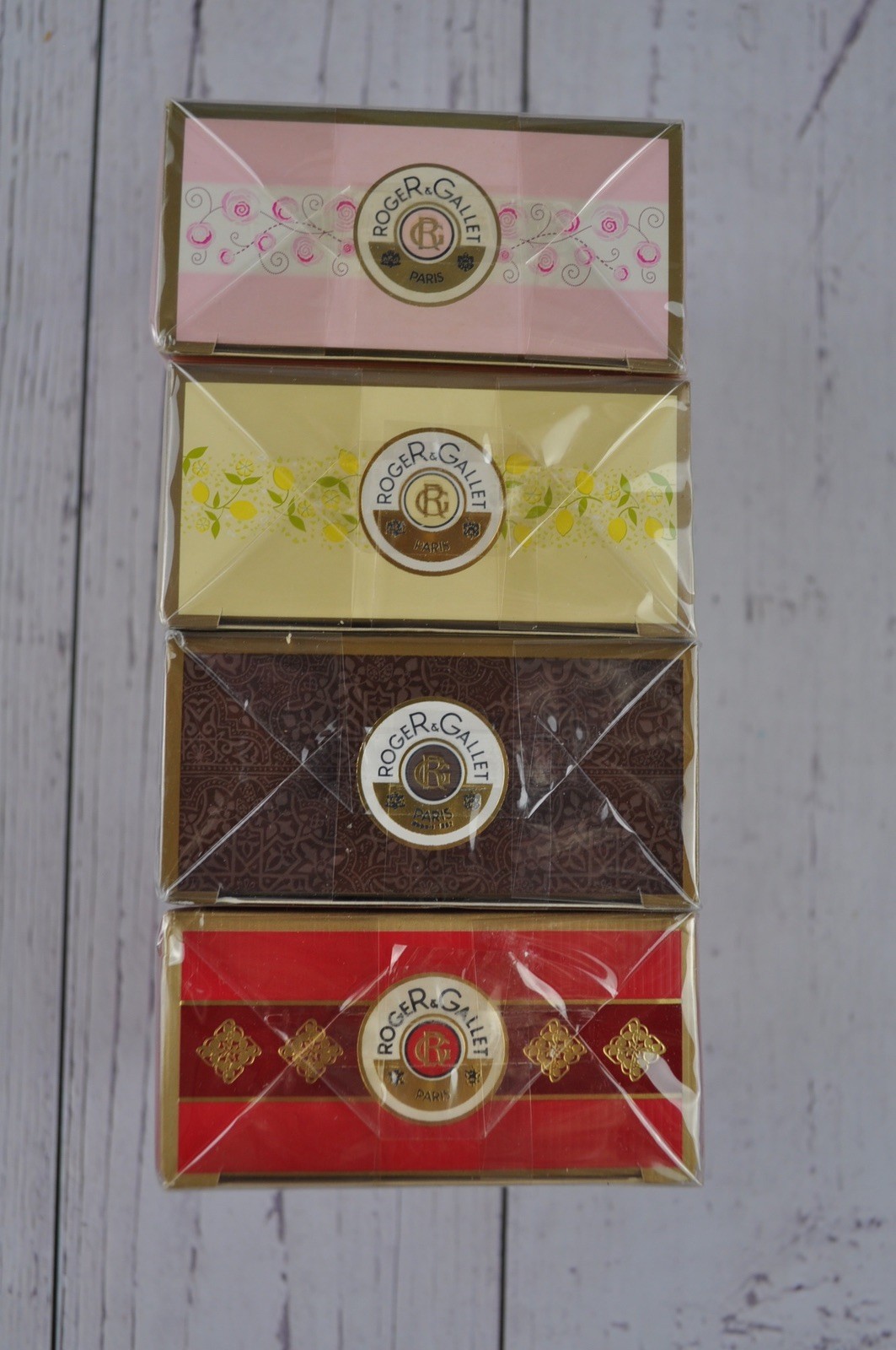 Roger & Gallet Paris Perfumed Soap Assorted Lot 4 Bars 3.5 Ounces NEW