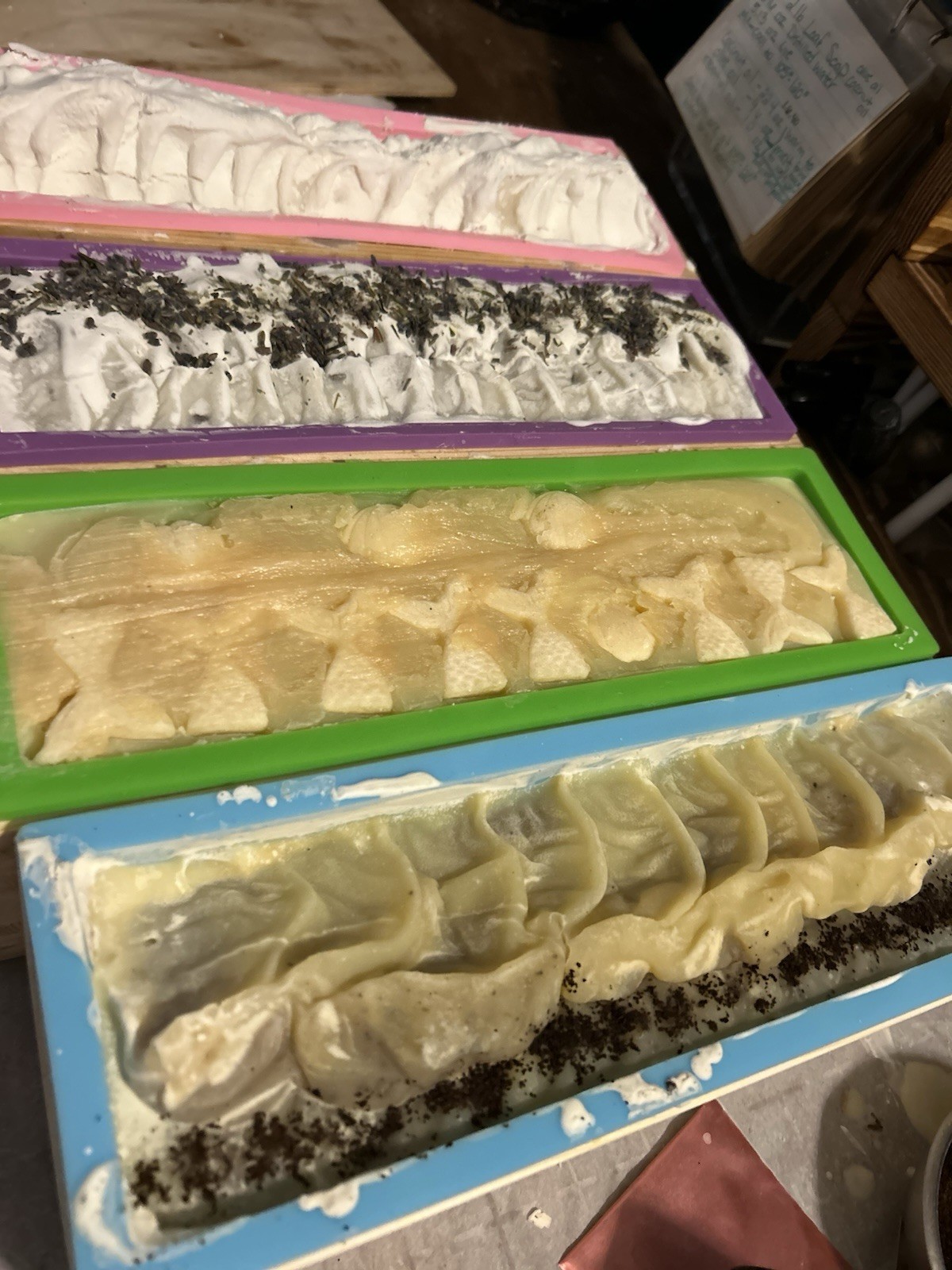 All Natural Soap w Coconut Oil, Olive Oil, Lemongrass with Coffee