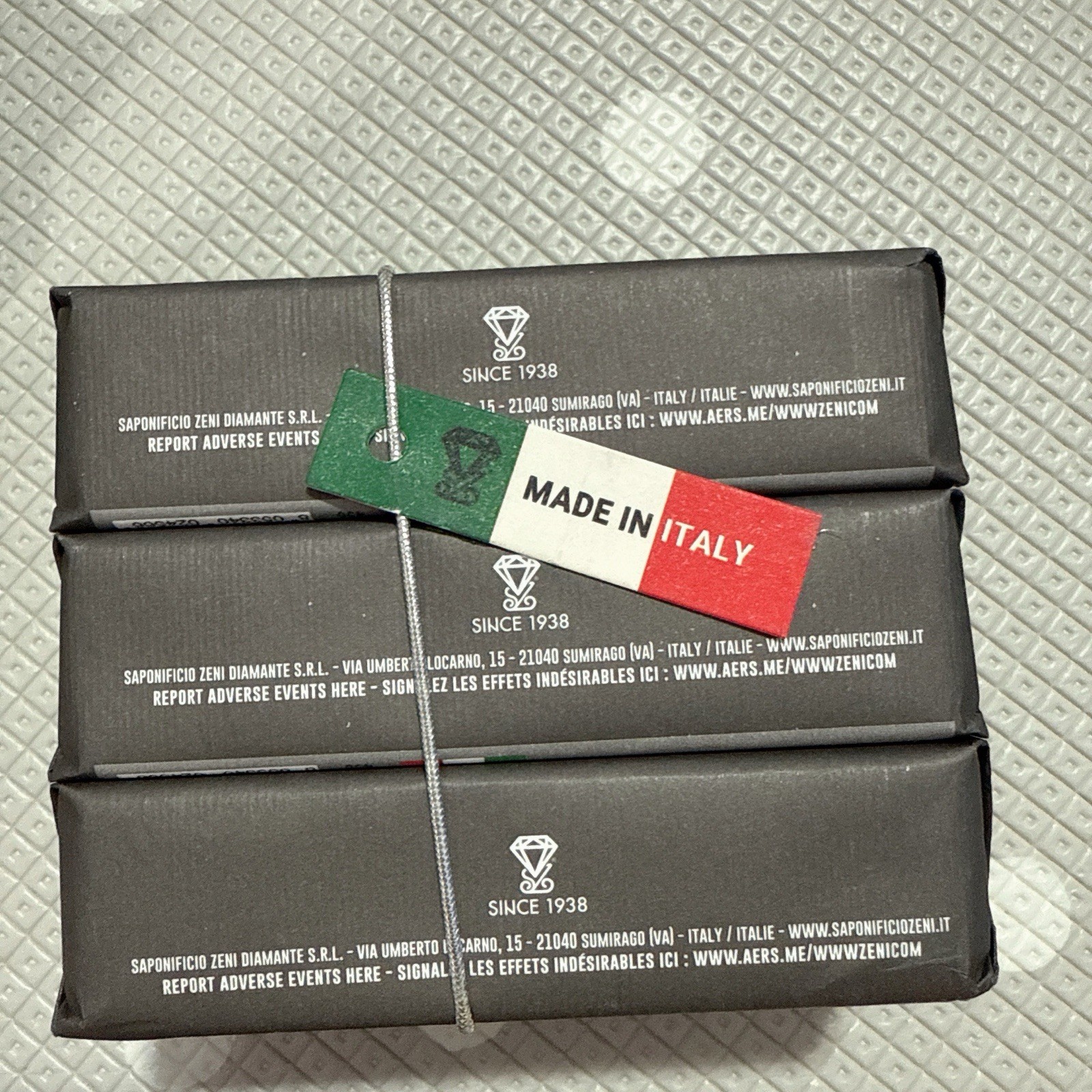 ZENI GOAT MILK FINE TRIPLE MILLED SOAP BAR (3 BARS )5.3OZ EACH MADE IN ITALY
