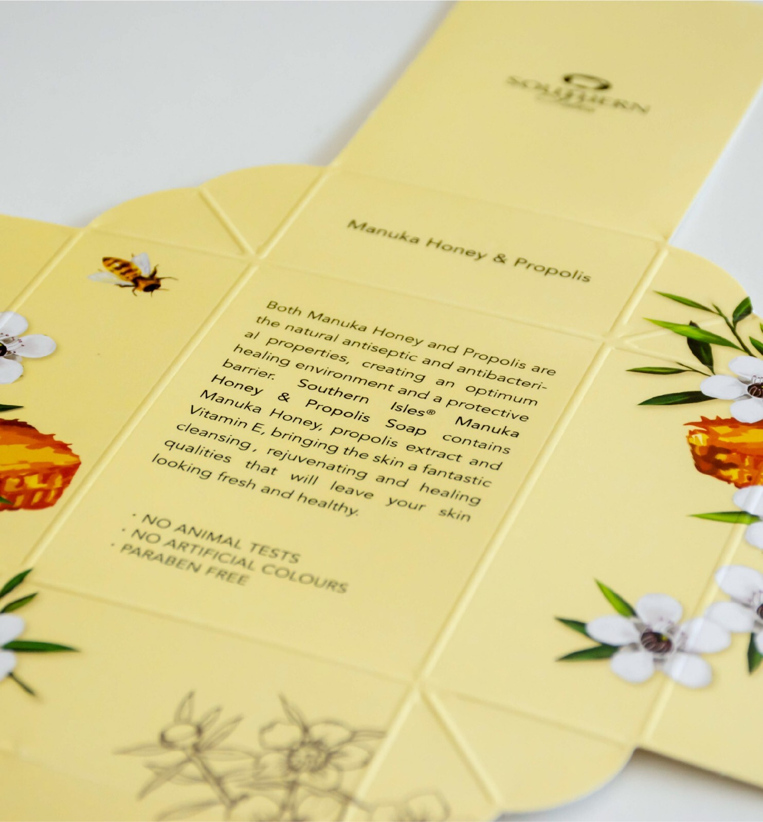 Manuka Honey & Propolis Soap | Southern Isles | New Zealand