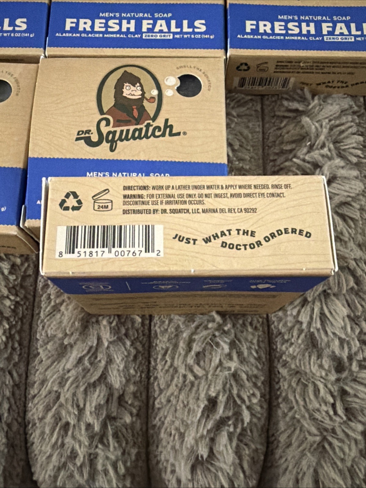 6X Dr. Squatch MEN’S NATURAL Bar Soap FRESH FALLS Scent 5 oz ea. 6 Bars New