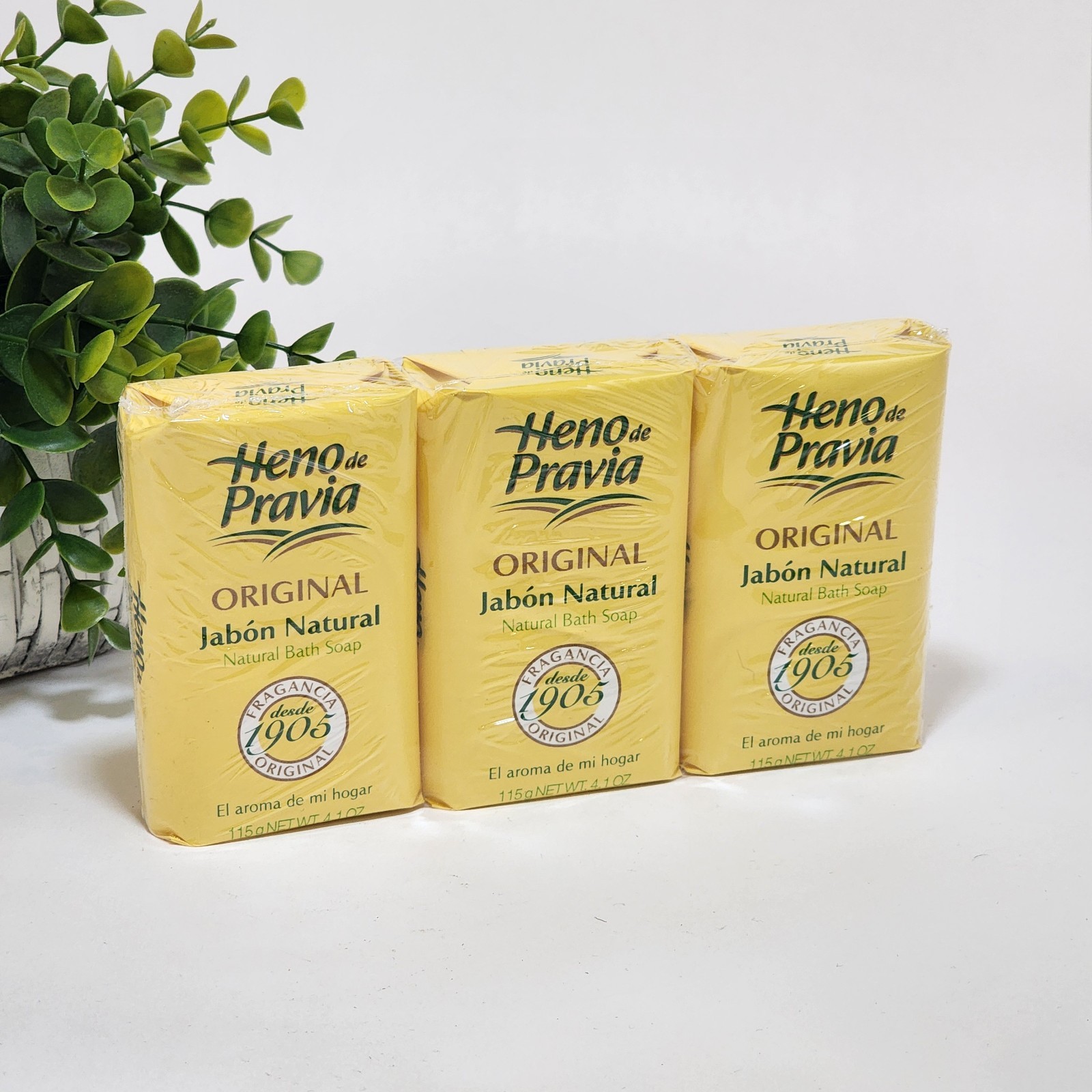 Heno de Pravia Soap Original Natural Bath Soap 3-bars pack 4.1 oz / 115 g each