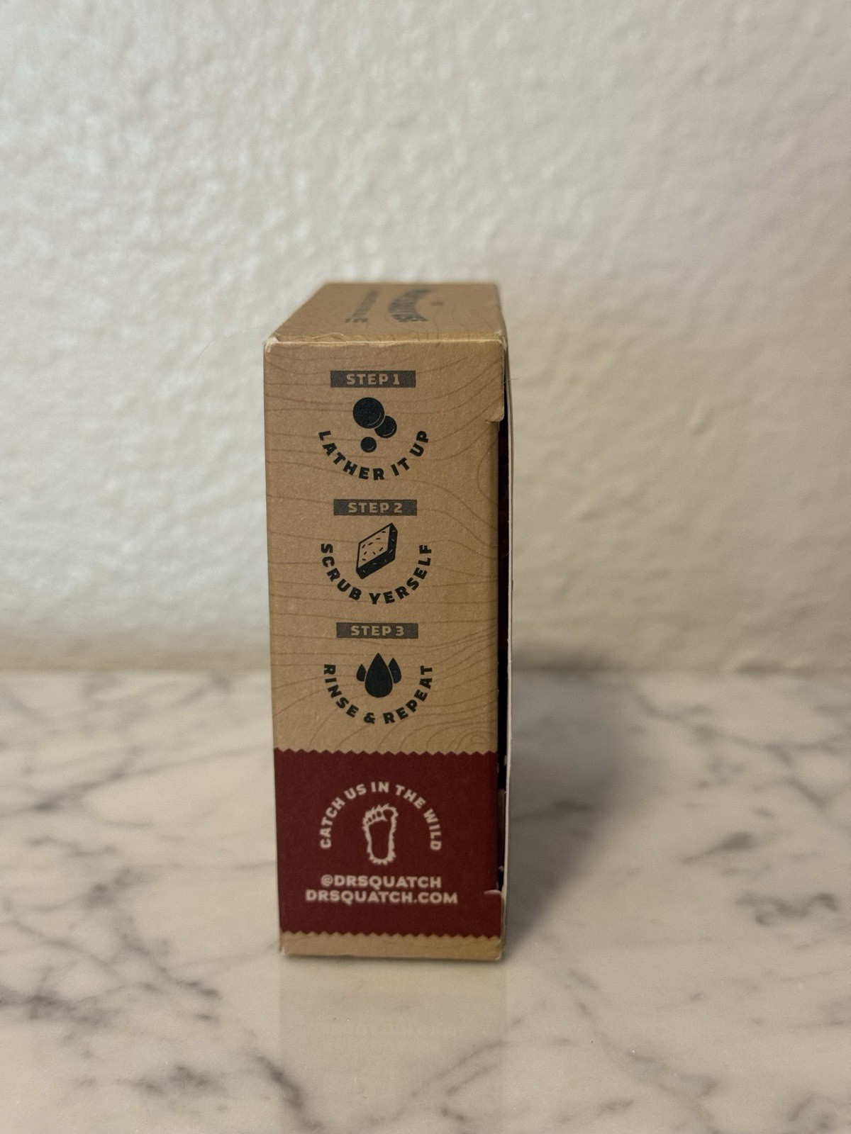 Dr. Squatch Men’s Natural Soap – Bay Rum 5 oz / 141 g – Coconut Oil Zero Grit
