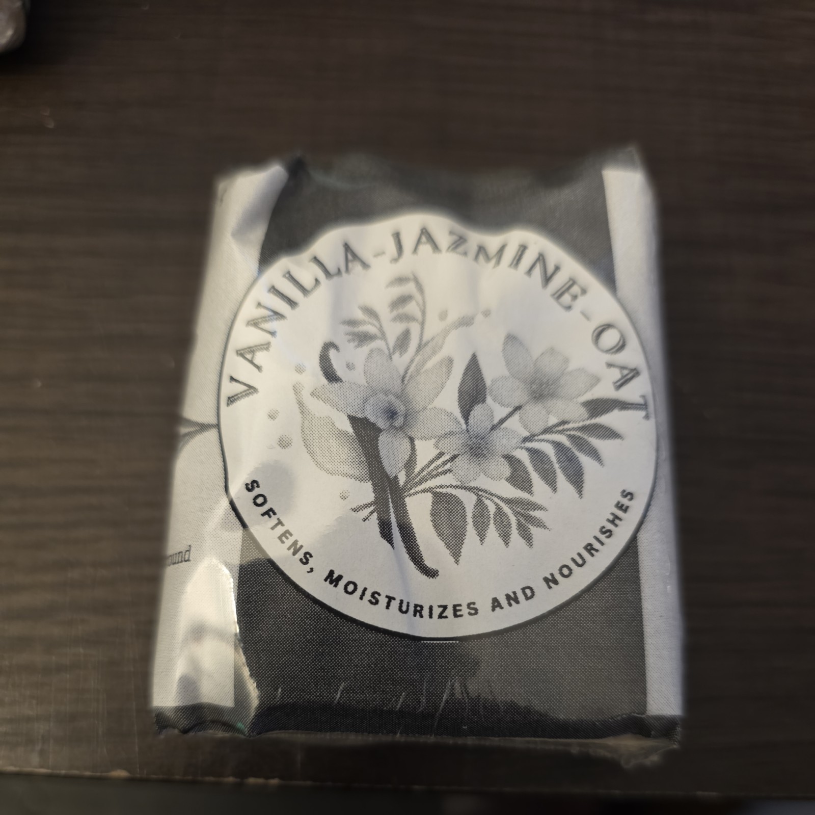 Jabones Artesanales – 💘 amor propio [vainilla, jazmin, avena, miel 🍯]