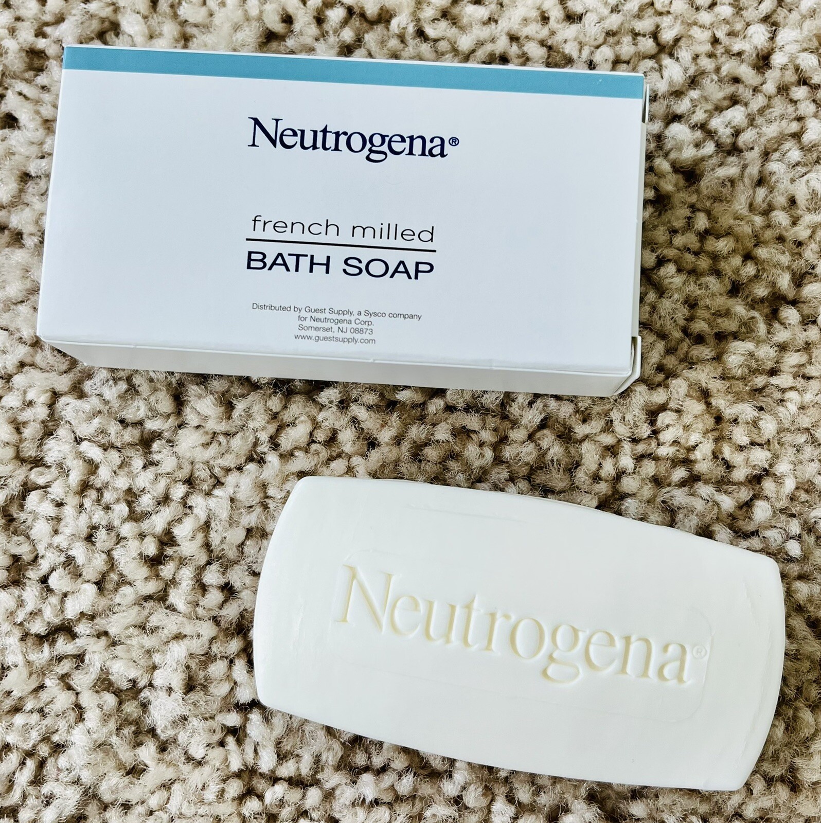 Neutrogena French Milled Fine Moisturizing Clean Textured Bath Face Soap Hilton