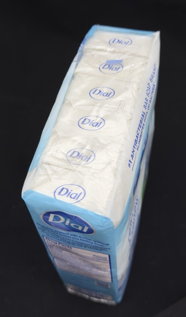 Dial Antibacterial Bar Soap Refresh Renew Moisturized White 4 Oz Pack of 12