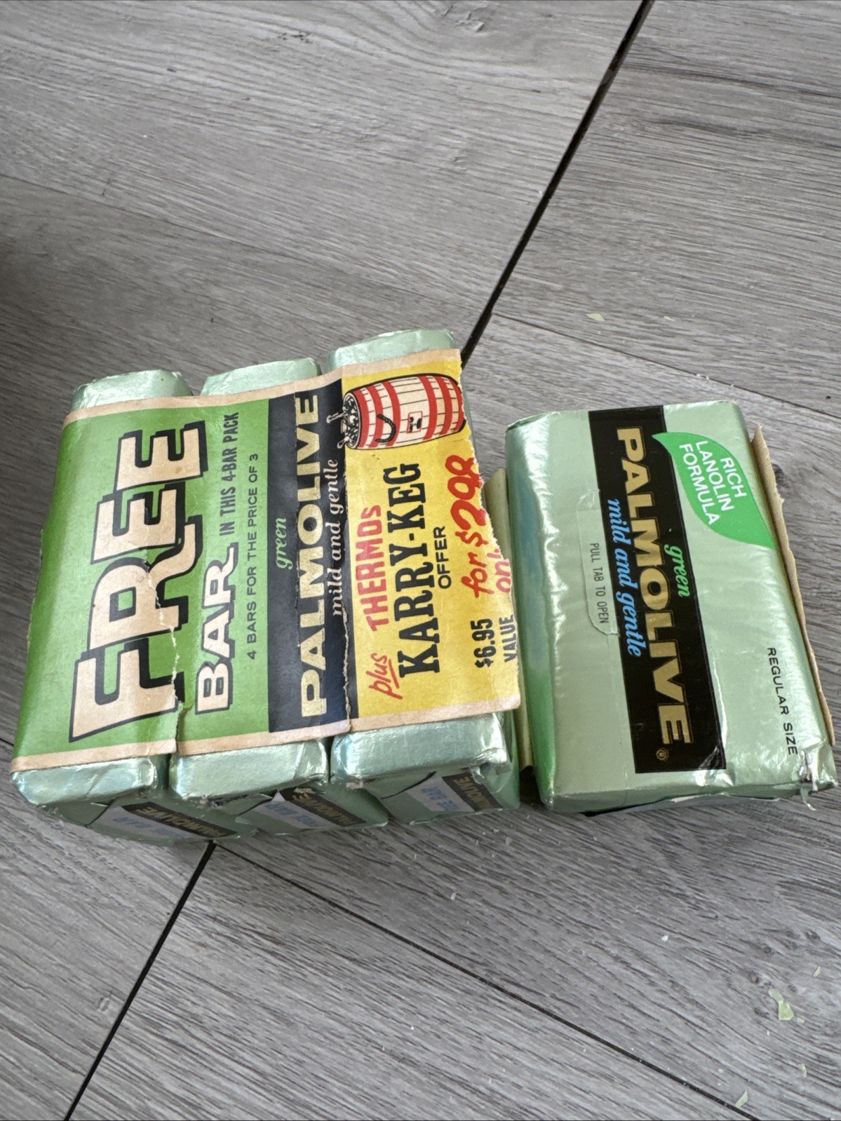 Vtg Palmolive Bath Size Bar Soap 3.0 Oz Green Wrap Lot 4 NOS