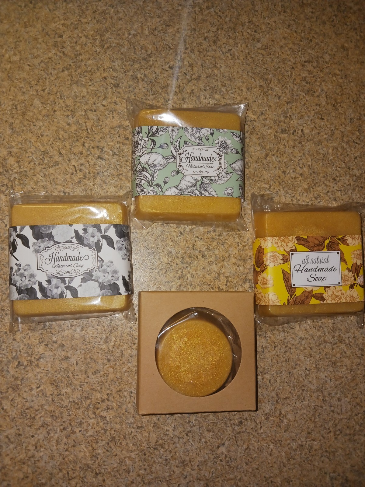 Man soaps Cool Water Shea Butter, Aloe Vera Honey