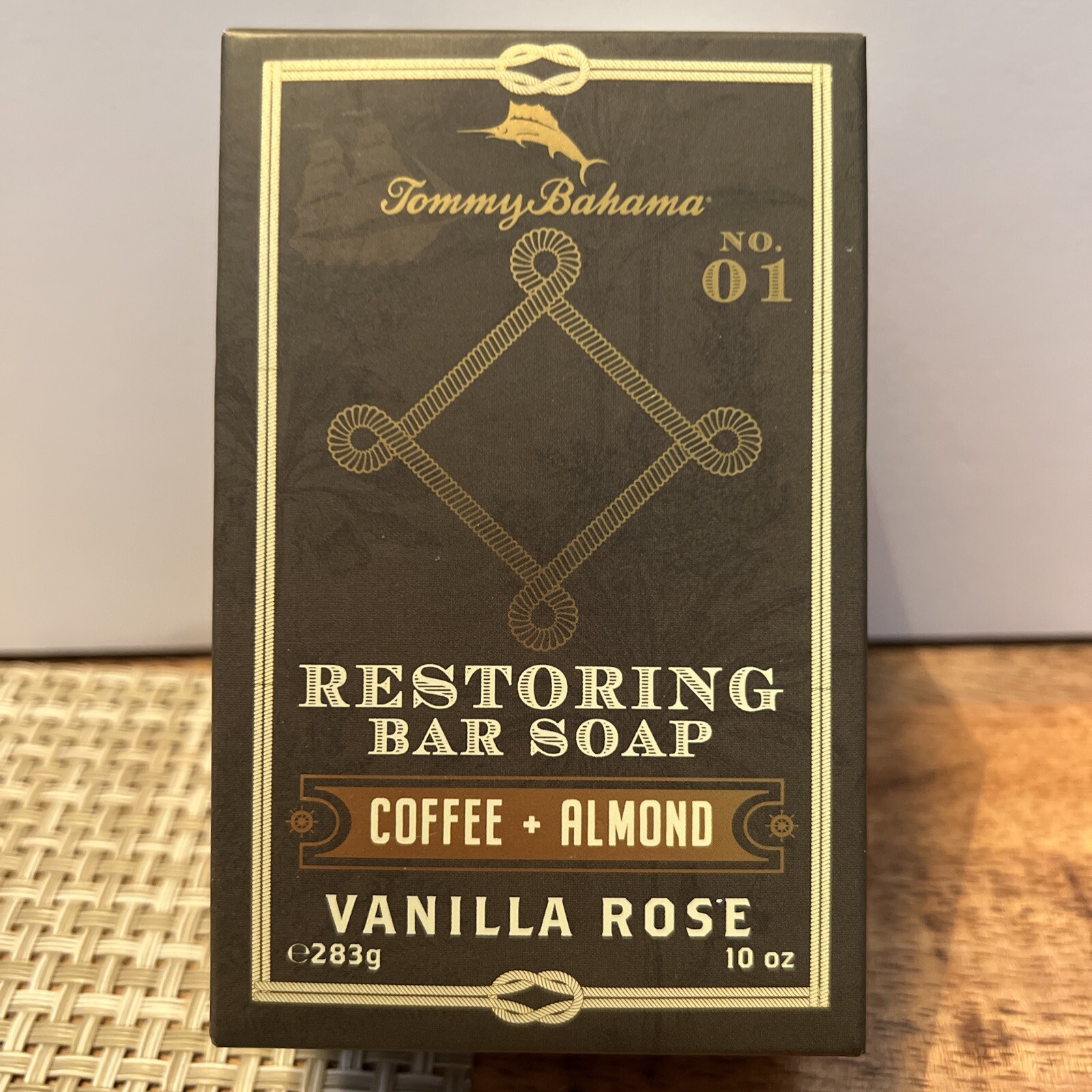 Tommy Bahama Restoring Bar Soap Vanilla Rose With Coffee Almond 10 Oz