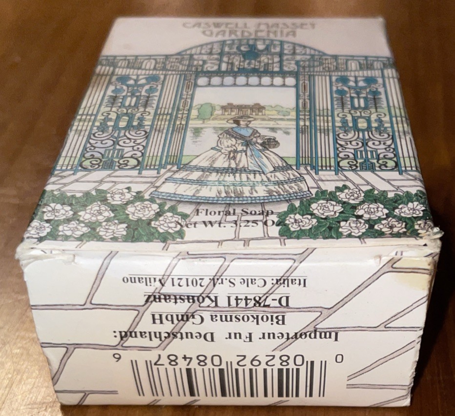 Caswell-Massey Gardenia Floral soap 3.25 oz vintage New In box