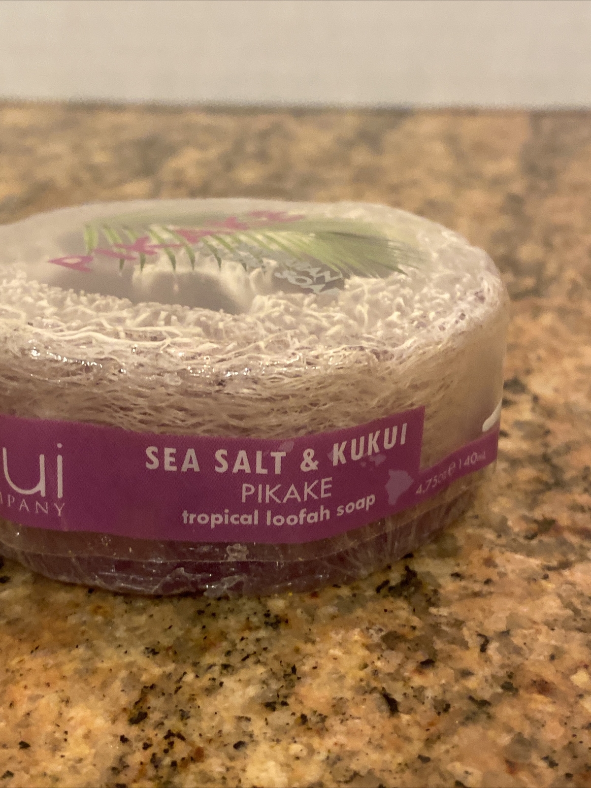 Maui Soap Co Loofah Soap – PIKAKE Sea Salt & KUKUI Tropical