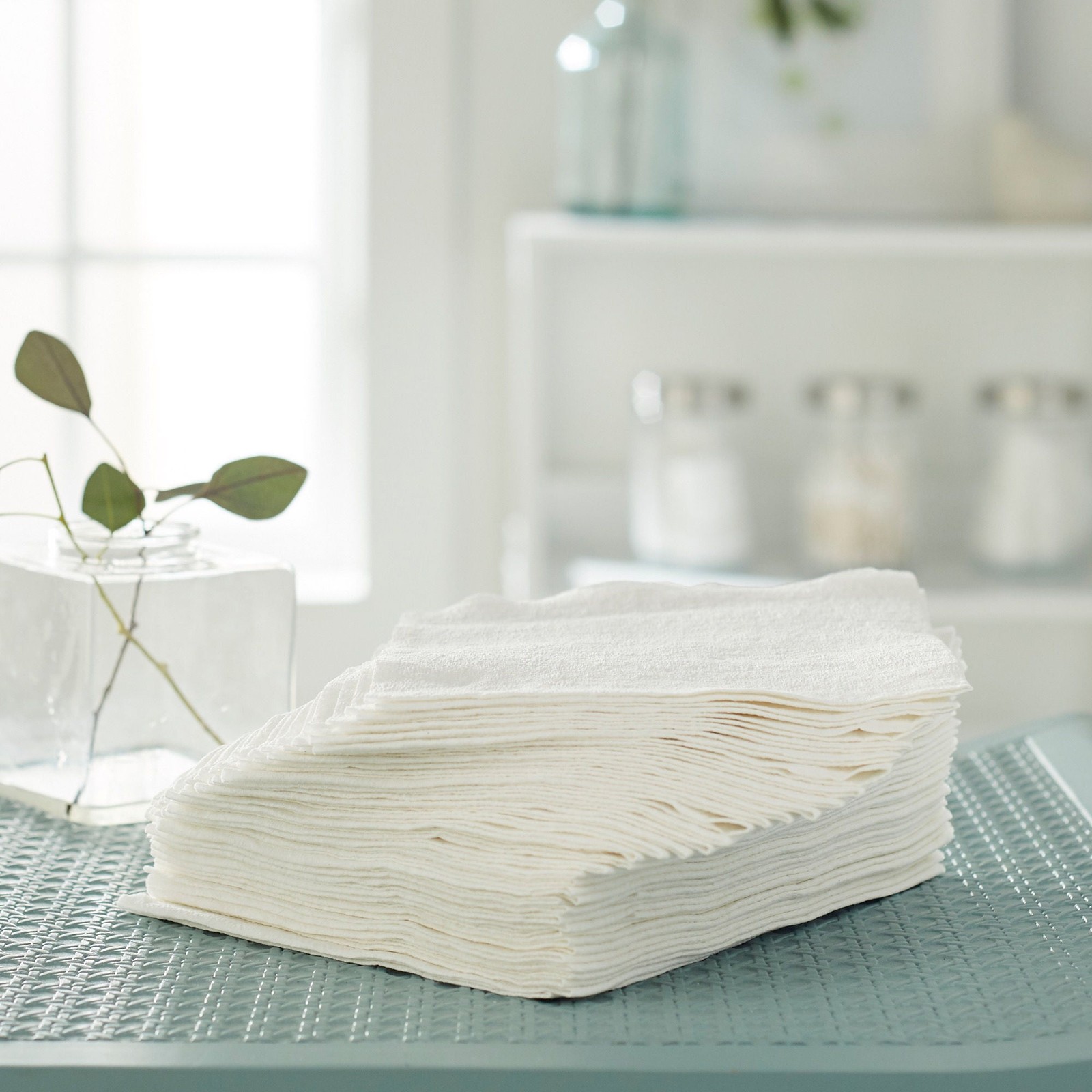 McKesson Adult Wipe or Washcloth 13 x 13″ 18-950755 500 Wipes