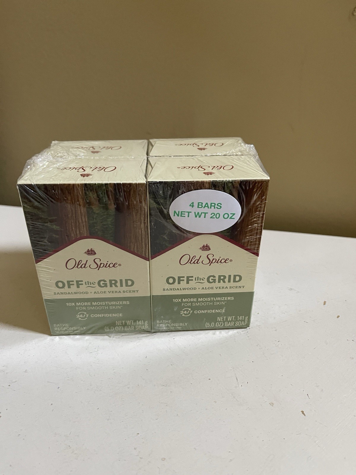Old Spice Off the Grid Sandalwood + Aloe Vera Scent Bar Soap 5 oz. ea Lot 4