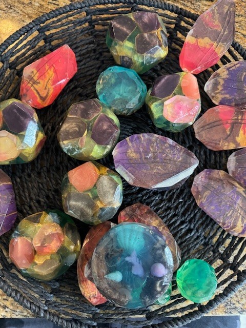 SoapRocks Purple or Pink All Natural 2-3 oz. Soap Rocks. 3OZ.