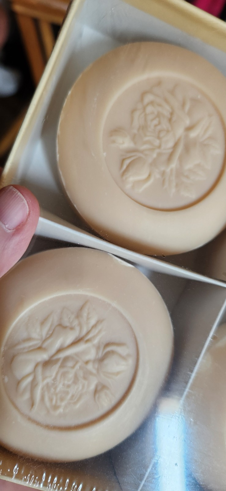 Saponificio Artigianale Fiorentino L’Arte della Qualita Soap Rose 4x 5.25 Italy