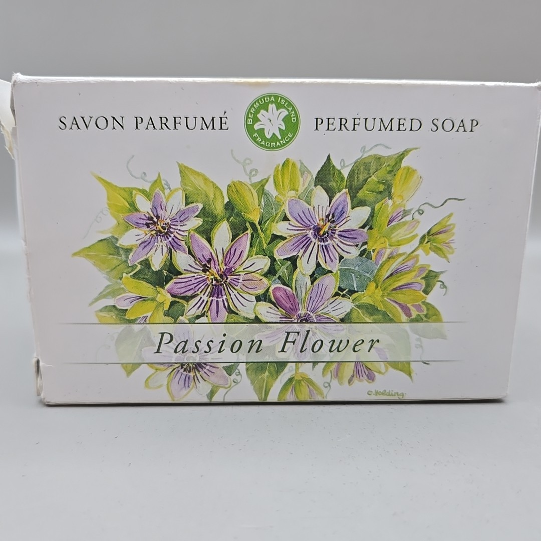 NEW Bermuda Island Fragrance Passion Flower 5.5 Oz Perfumed Soap Sealed In Box