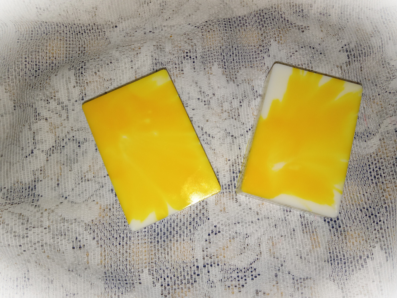 Dragons Blood scented bar soap, choice of soap type, FREE shipping, goats milk