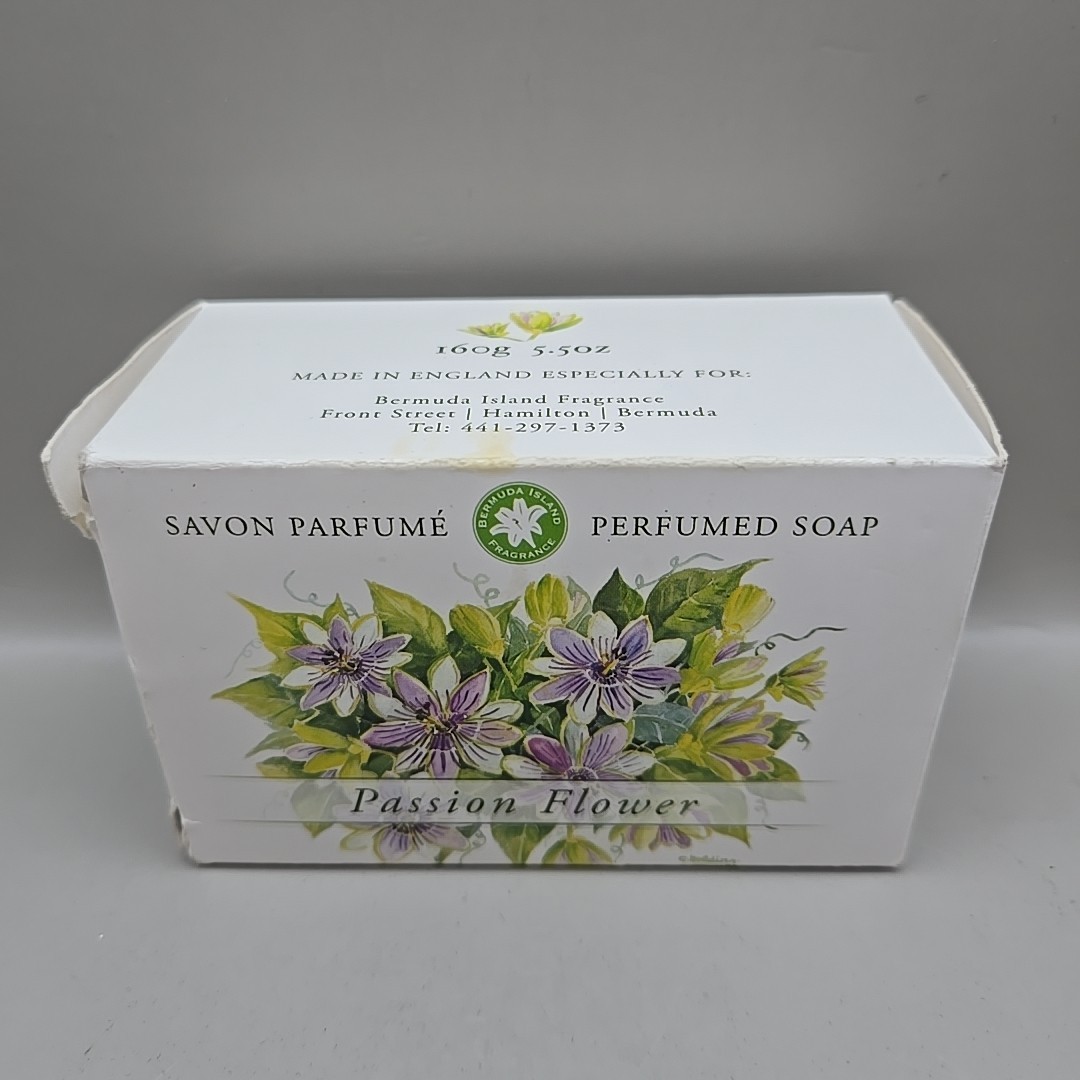 NEW Bermuda Island Fragrance Passion Flower 5.5 Oz Perfumed Soap Sealed In Box