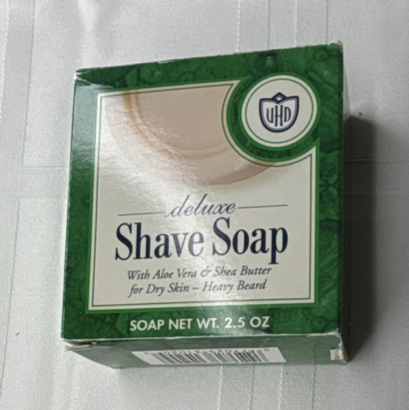 Van Der Hagen Deluxe Shave Soap Aloe Vera Shea Butter Alcohol-Free 2.5 oz