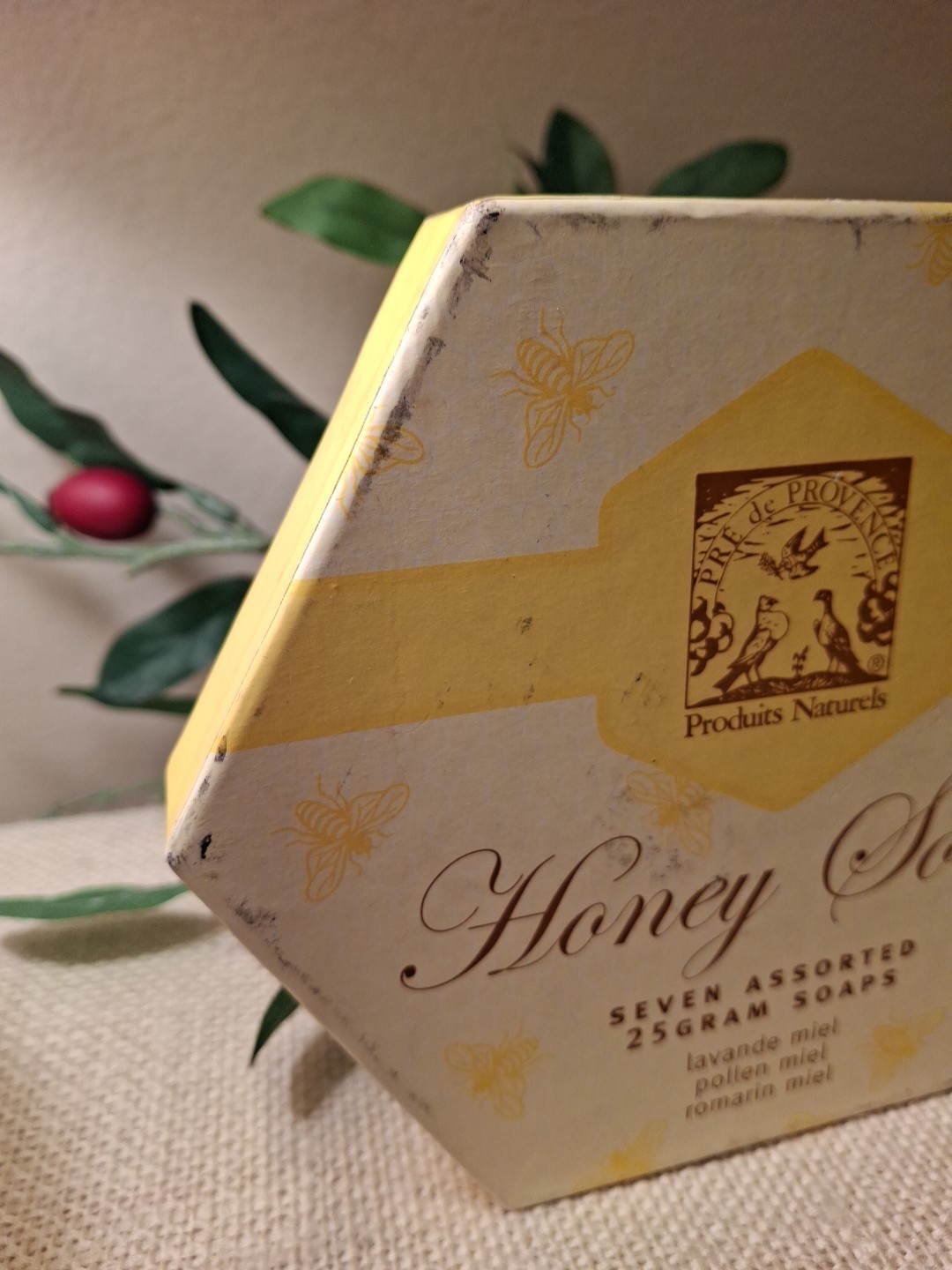 Pre de Provence 7 Small Assorted Honey Soaps Lavande Miel Made in France