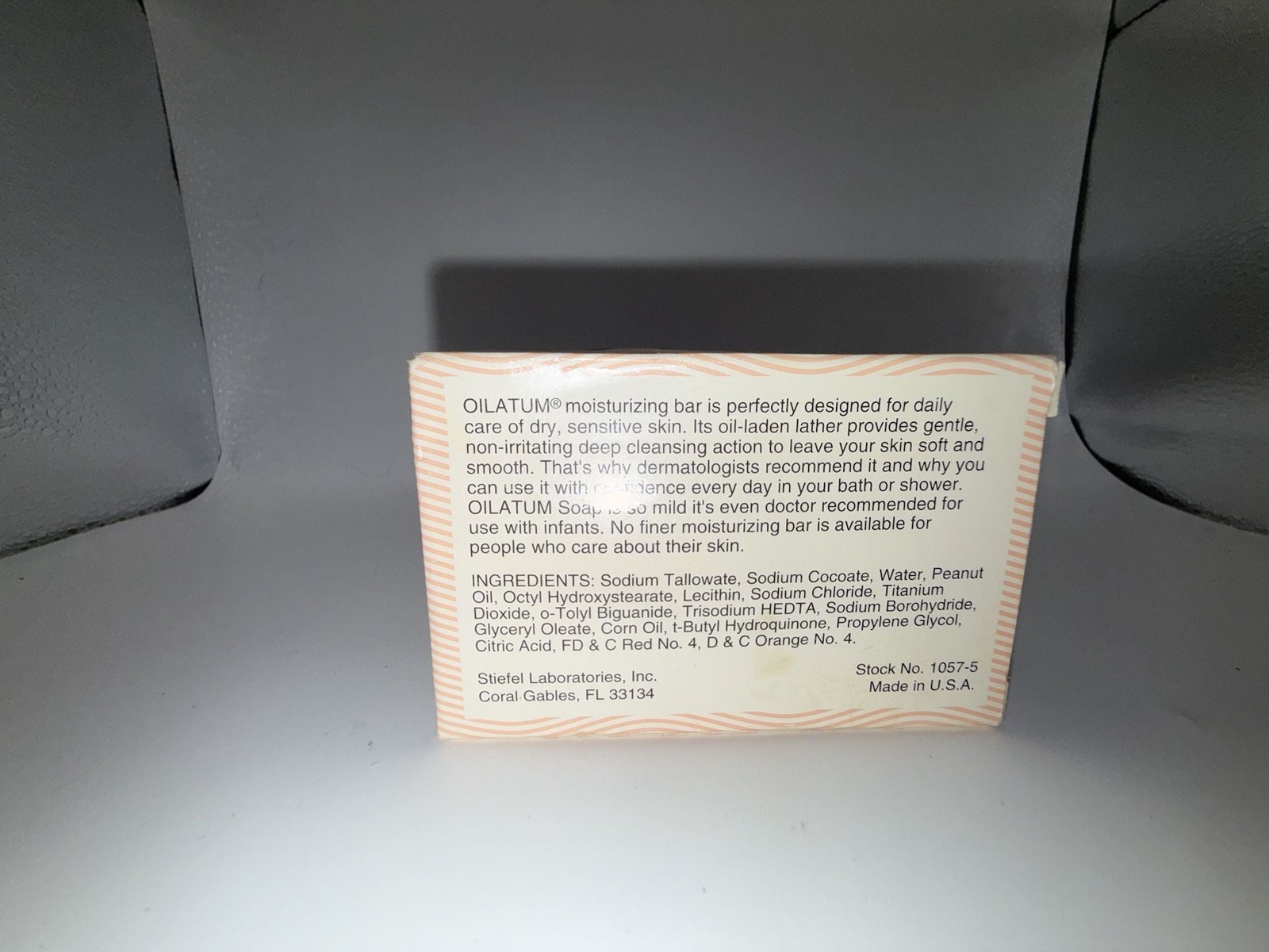 Vintage Stiefel Oilatum Unscented Moisturizing Soap Bar 113g (4.0 oz)