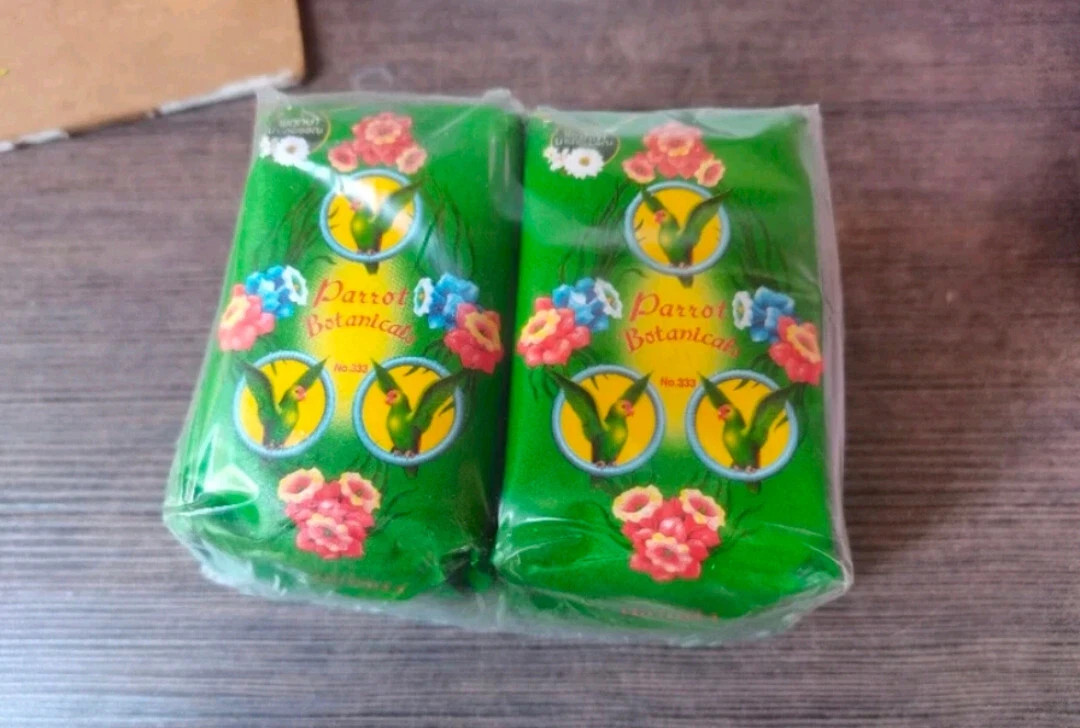 6 Bars – Thai Herbal Parrot Unique Botanical Fragrance (Green) Bar Body Soap 60G