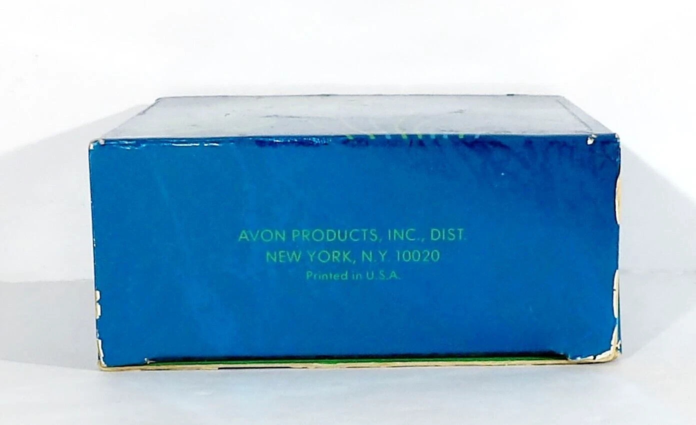 Vintage Avon Sea Garden Perfumed Bath Soap 6 oz SEALED Light Box Wear