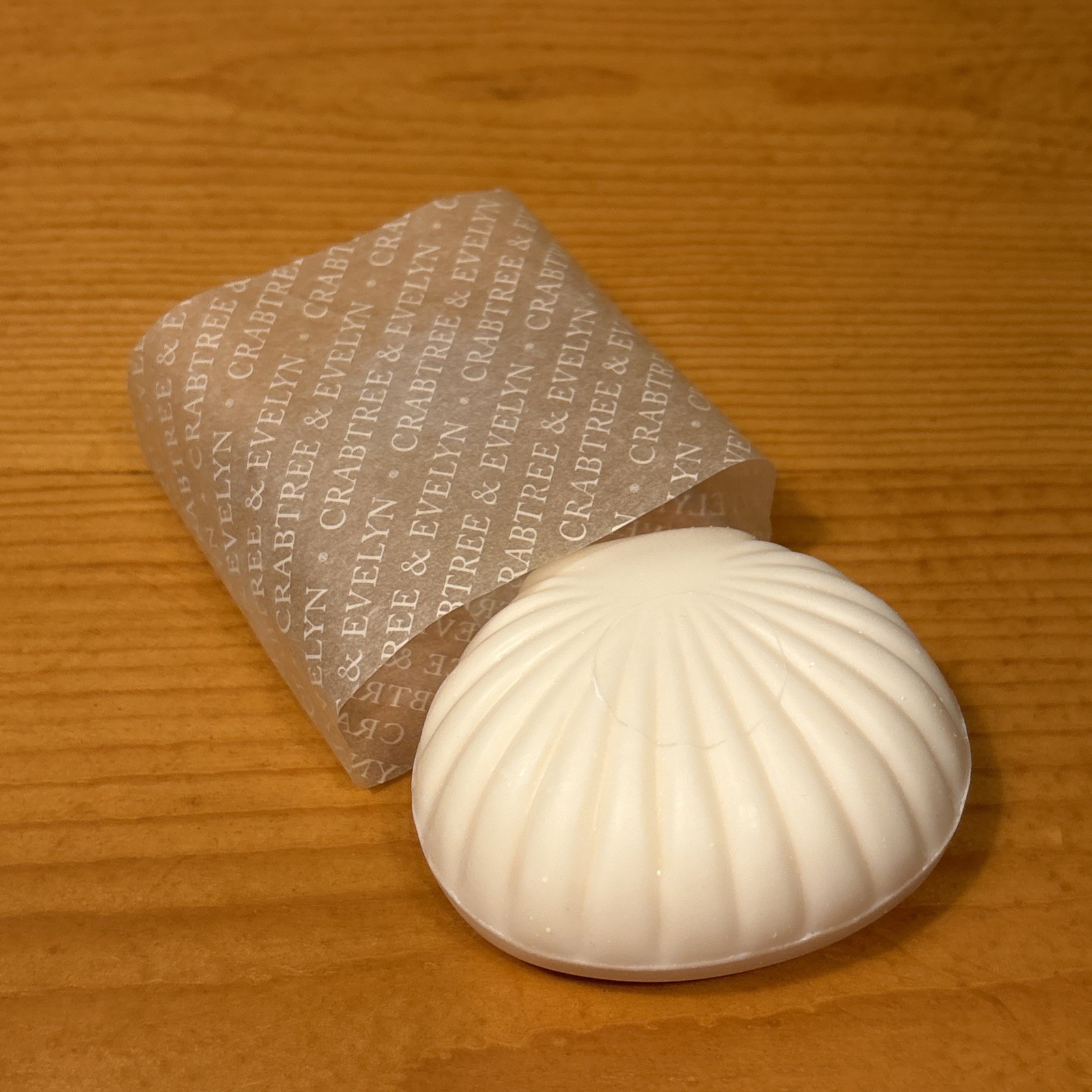 Crabtree & Evelyn Jojoba Oil 3.5oz. Triple-Milled Soap w Shea Butter