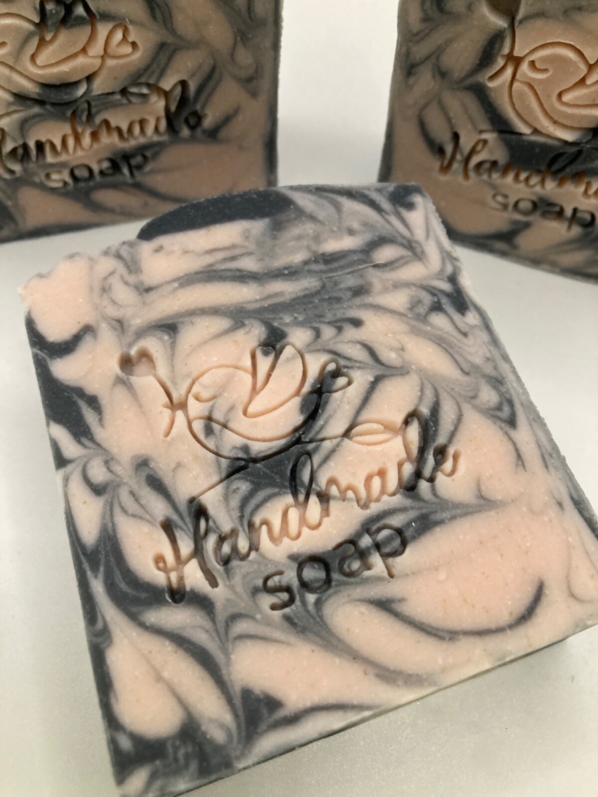 Aloe Vera Juice – Charcoal & Calamine Soap Bars, Lot 3 Bars (5.0 oz Each)