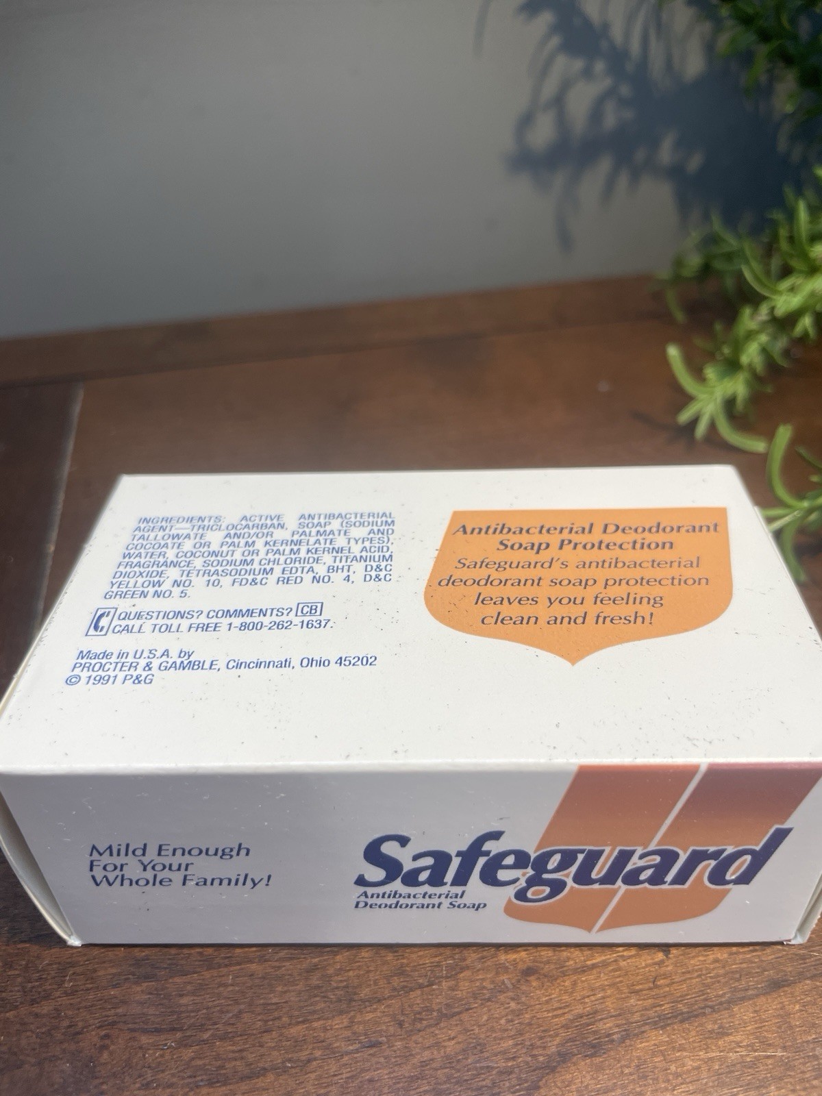 Safeguard Deodorant Soap Beige 5 oz New In Package NOS Box 1987 P&G Made In USA
