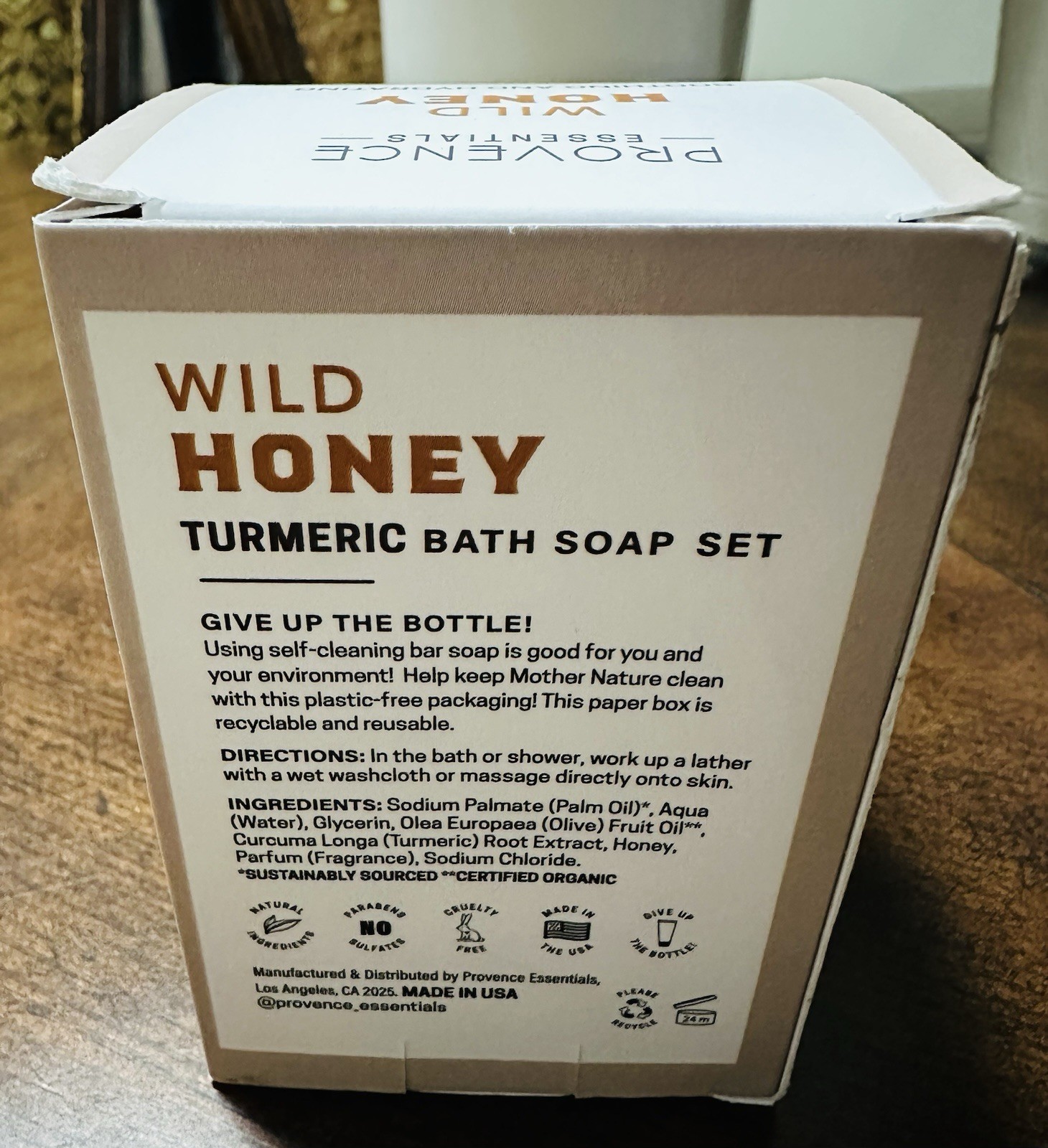 Provence Natural Cruelty-Free Wild Honey Soothing and Hydrating Turmeric Soap 3
