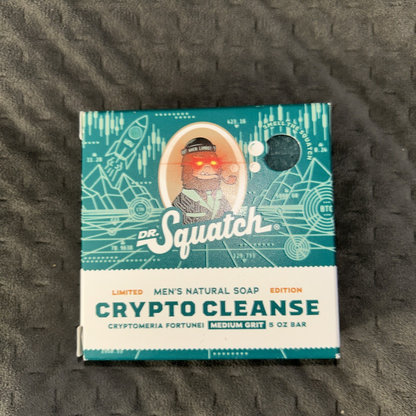 DR. Squatch Crypto Cleanse Medium Grit Men’s Natural Soap – 5oz Limited Edition
