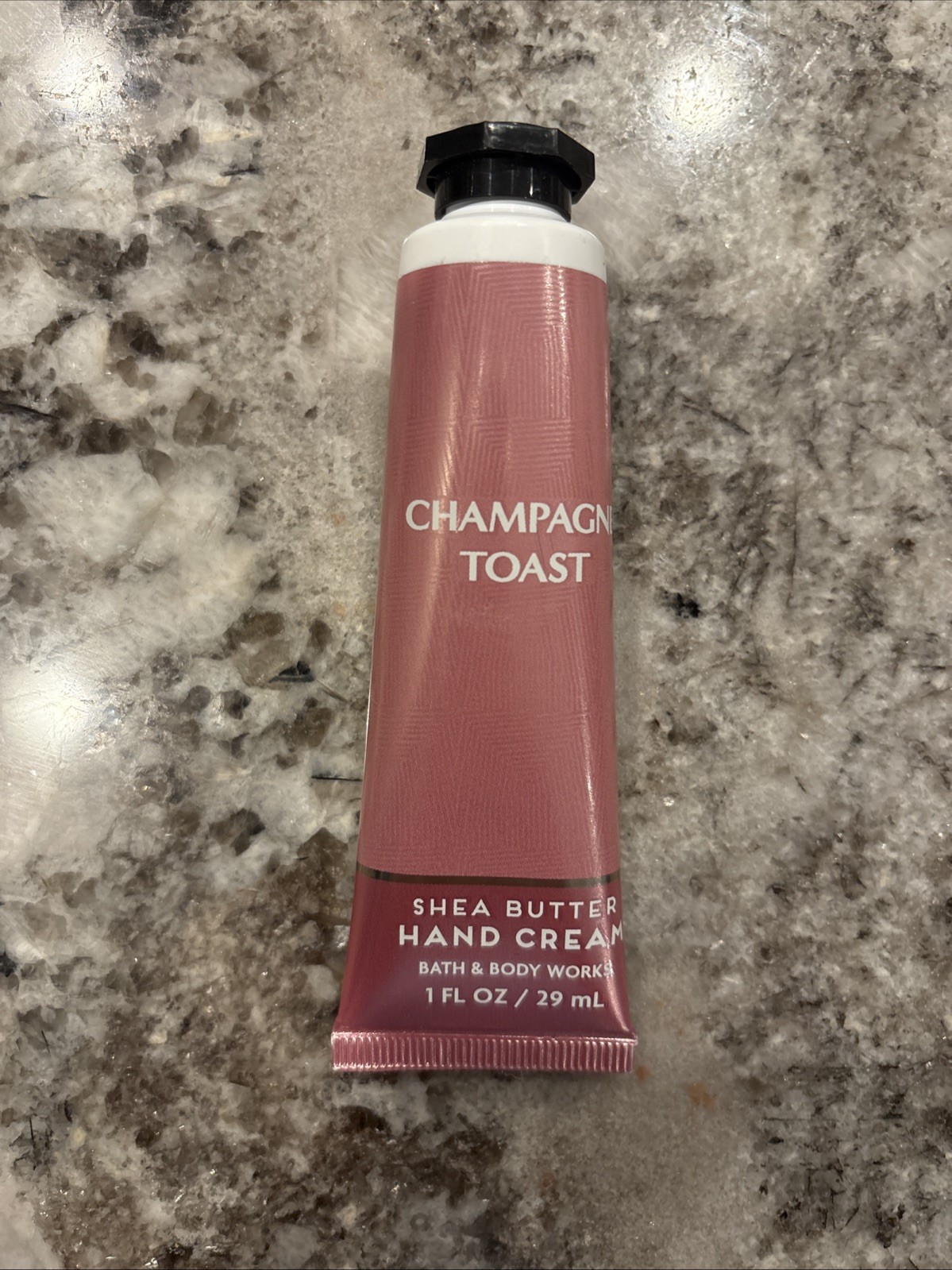 BATH & BODY WORKS CHAMPAGNE TOAST HAND CREAM LOTION SHEA BUTTER TRAVEL SIZE 1 OZ