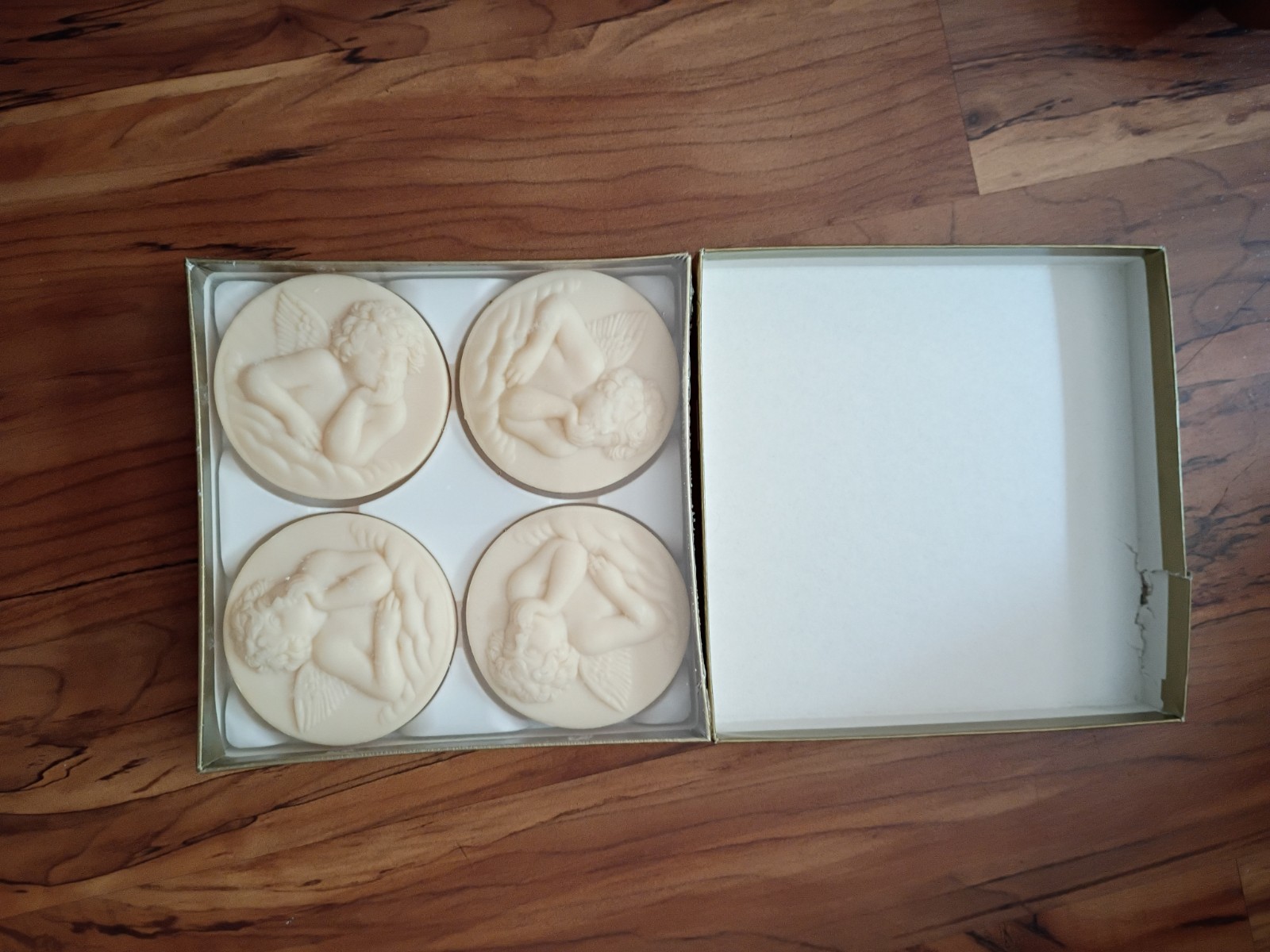 Saponificio Artigianale Fiorentino Angel Disc Soap Set 4 x 4.40 oz