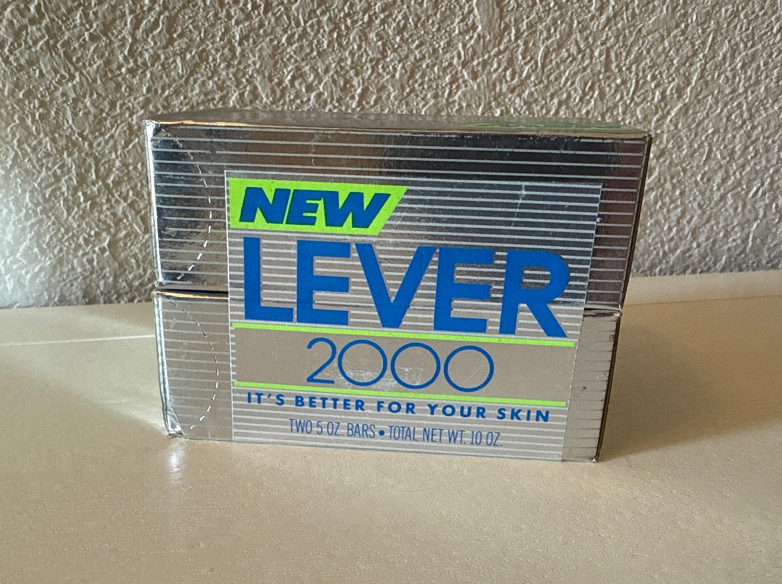 Vintage LEVER 2000 2 Bar Pack White 5oz Bath Size Deodorant Soap Silver Box