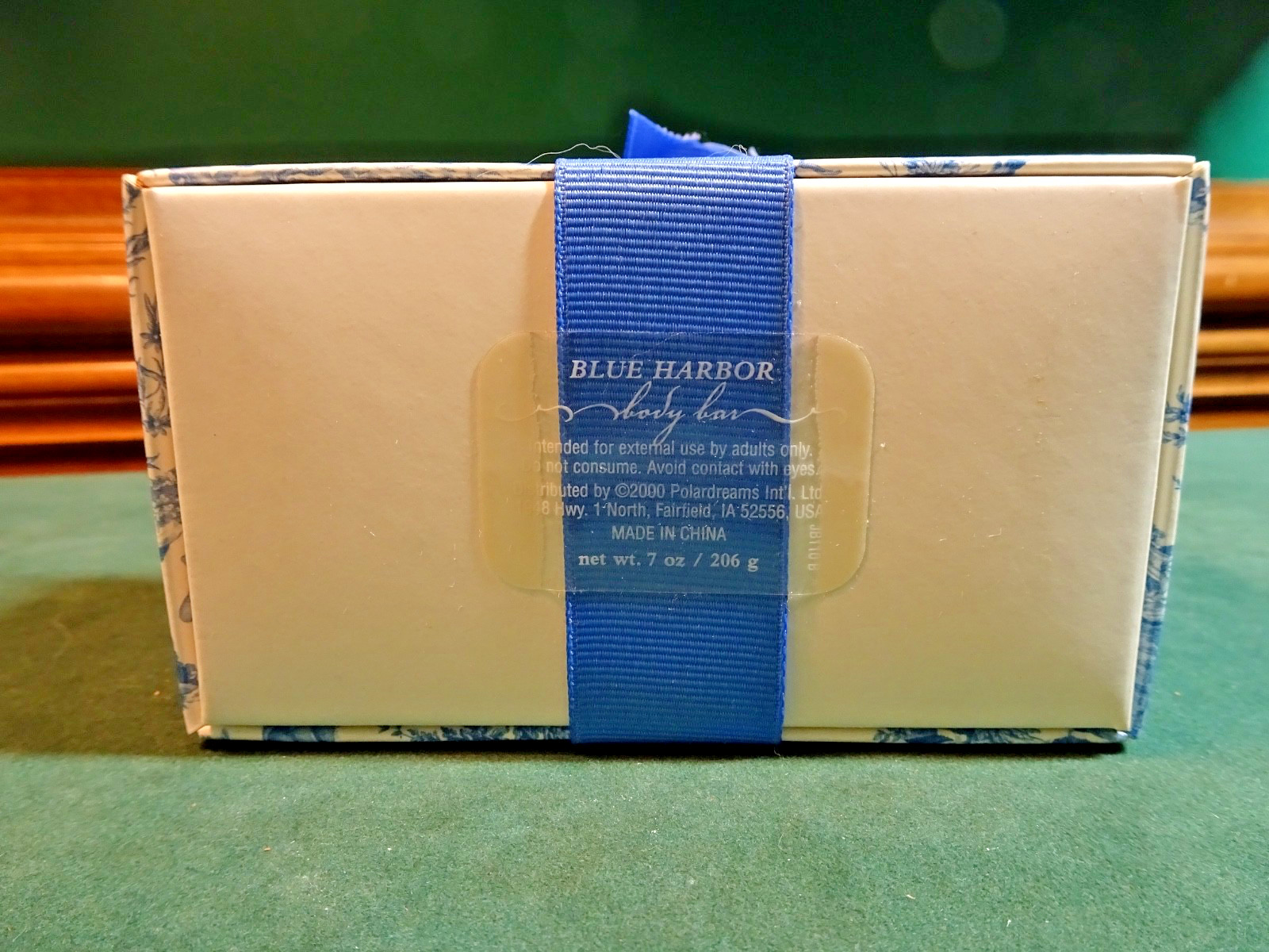 BATH GARDEN BLUE HARBOR BODY SOAP BAR, 2000, 7 OUNCES, SEALED TOILE BOX