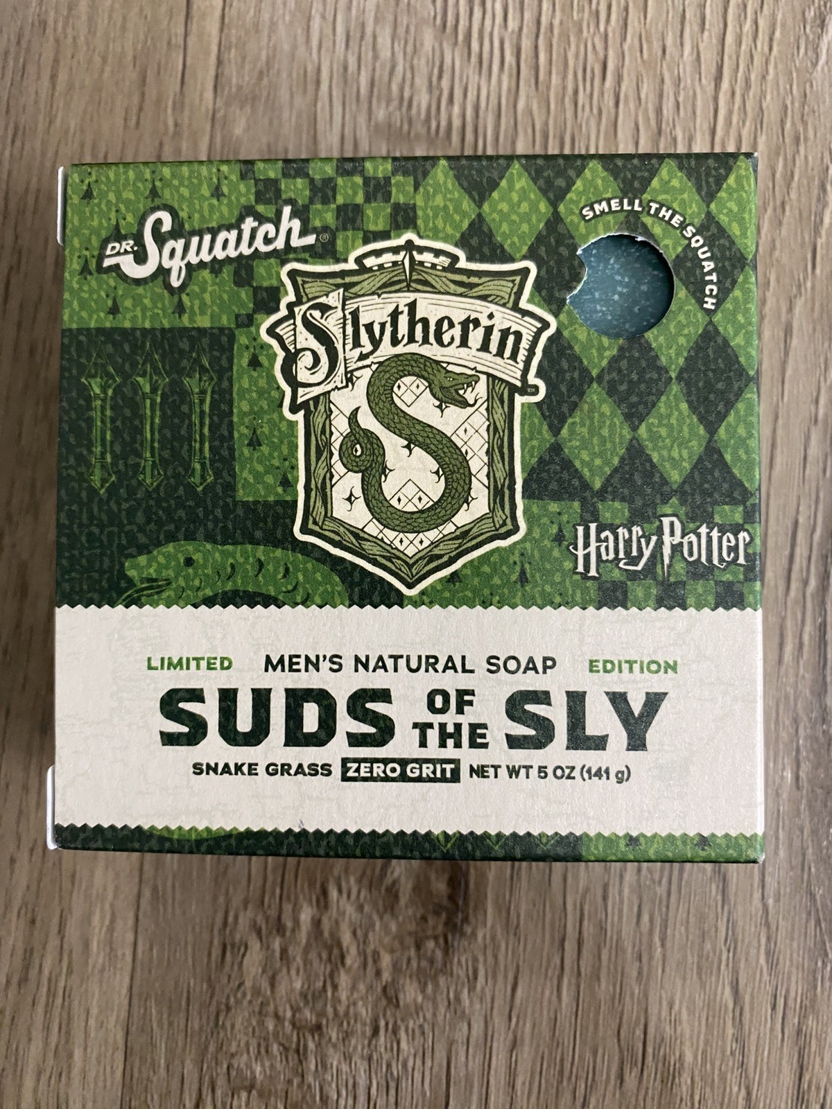Lot of 4 DR. SQUATCH HARRY POTTER MEN’S NATURAL BAR SOAPS & 2 PACK’S LIP BALM