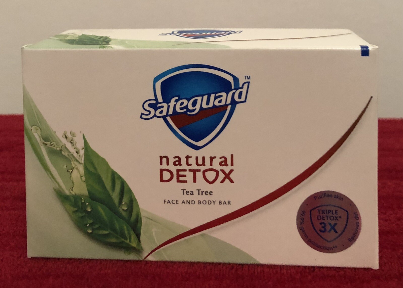1- Safeguard Natural Detox Soap 108g Tea Tree