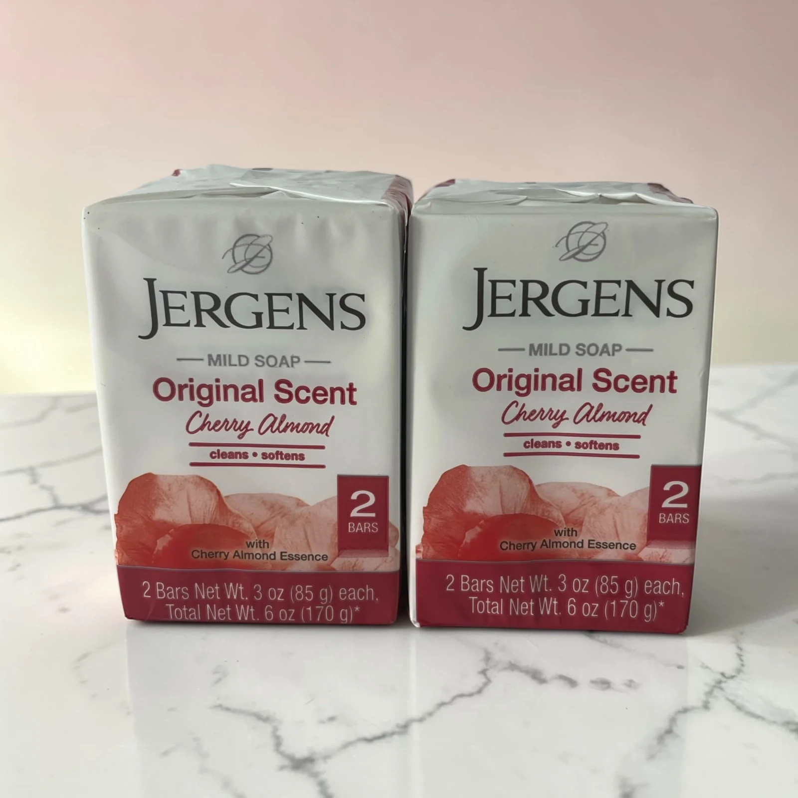 Jergens Mild Soap Cherry Almond Original Scent Bar, 4 Pack, Gentle Cleansing Bat