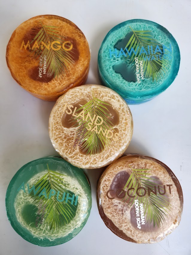 Maui soap company Lot of 5 soaps Coconut Mango Hawaiian Waters Island Sands