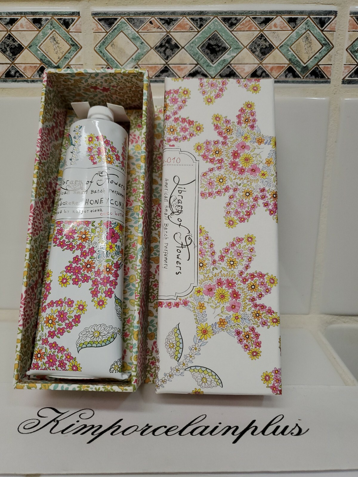 Library Of Flowers HONEYCOMB Hand Cream By Margot Elena Coco Butter 2.3 Oz New