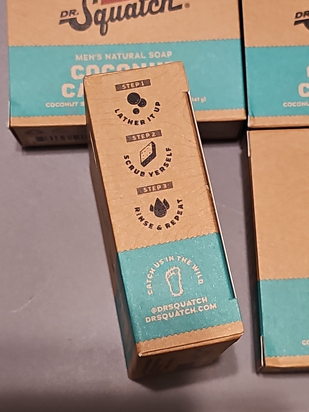 DR. SQUATCH MEN’S NATURAL SOAP COCONUT CASTAWAY 5 OZ BAR LOT OF 6 BARS