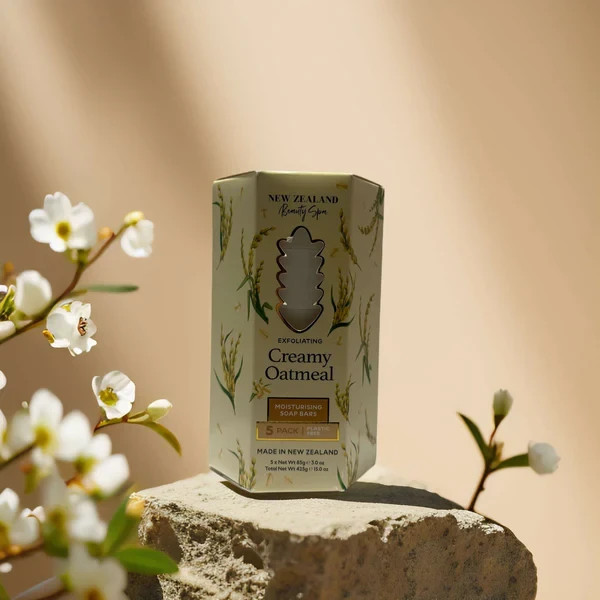 NEW ZEALAND BEAUTY SPA EXFOLIATING CREAMY OATMEAL MOISTURIZING SOAP 5 BARS 15OZ