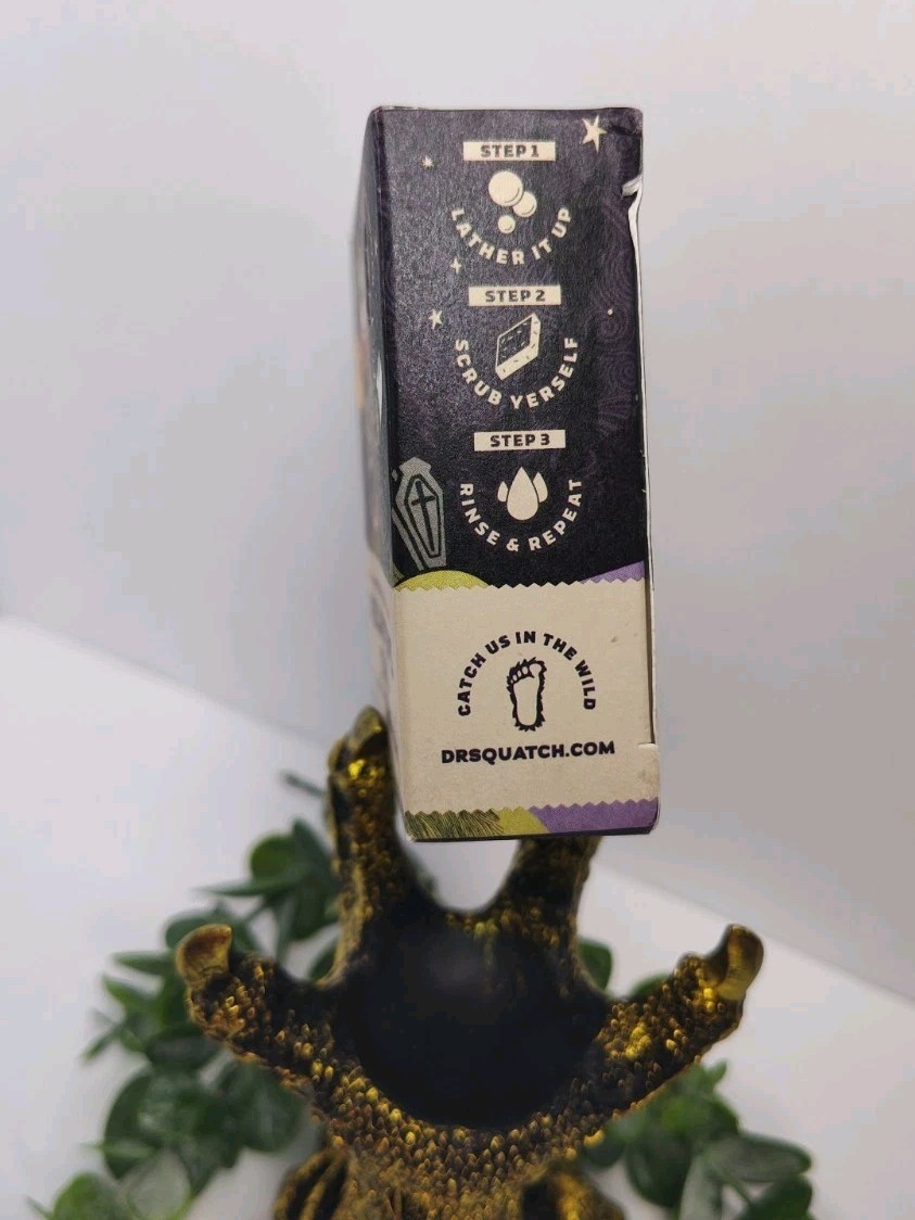 Dr Squatch Limited Edition scent- Skellington’s Suds Mens Soap Light Grit 5 Oz.