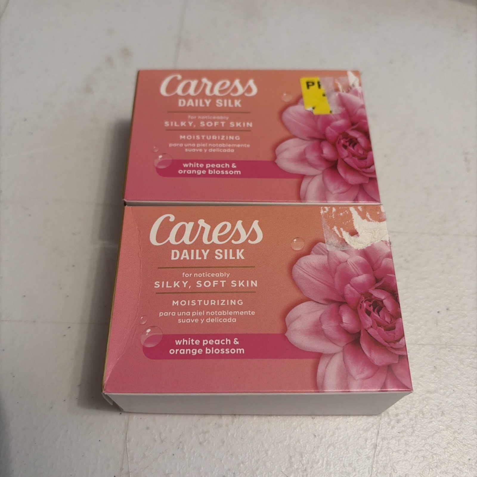 2 Bar Caress Daily Silk Bar Soap Floral Oil Essence White Peach & Orange Blossom