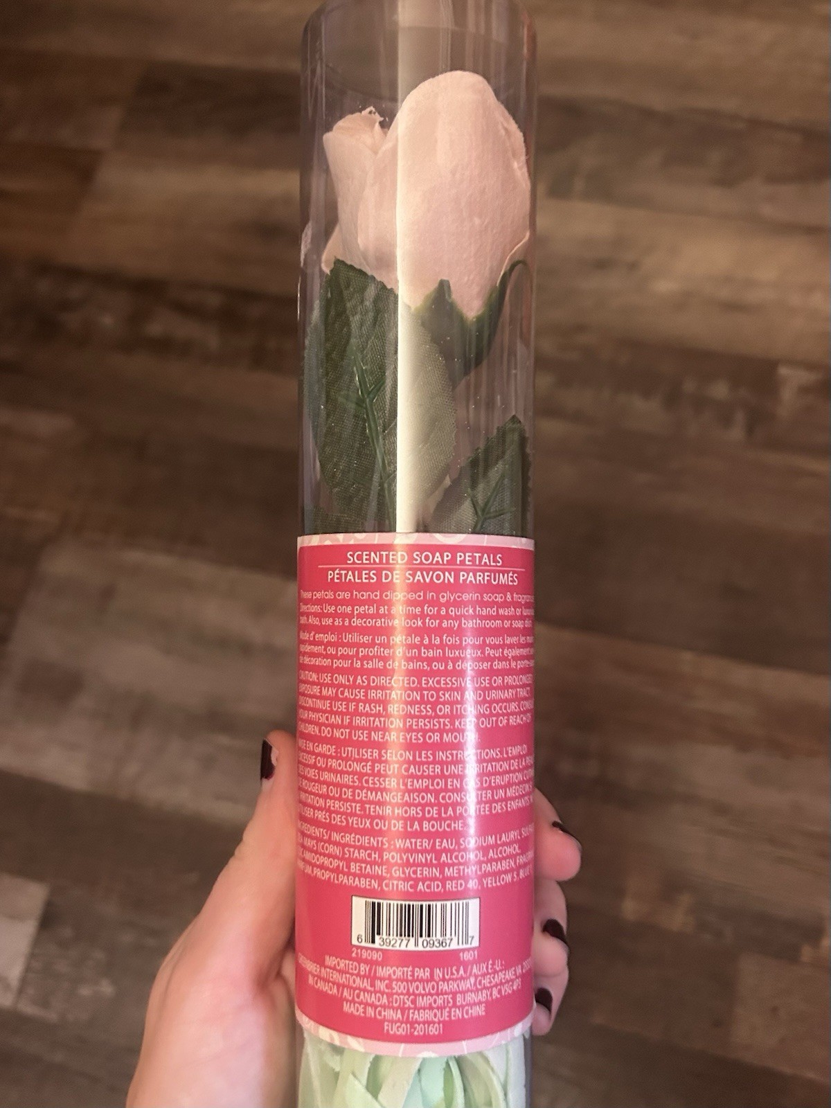 Dark Rose Scented Soap Petals Flower Floral Tube 0.35 oz for Women Hands