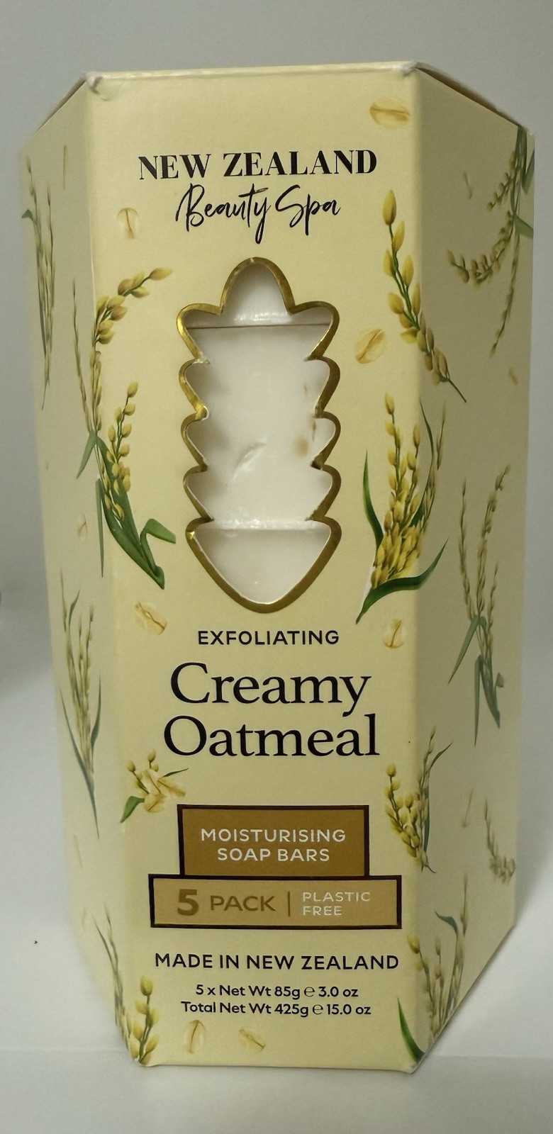NEW ZEALAND BEAUTY SPA EXFOLIATING CREAMY OATMEAL MOISTURIZING SOAP 5 BARS 15OZ