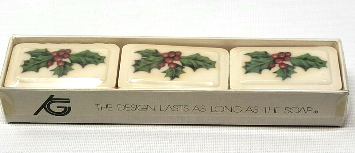 Katherine Gray 3 Pack Bar Soap Holly Berry 4.25 oz (design all the way thru)