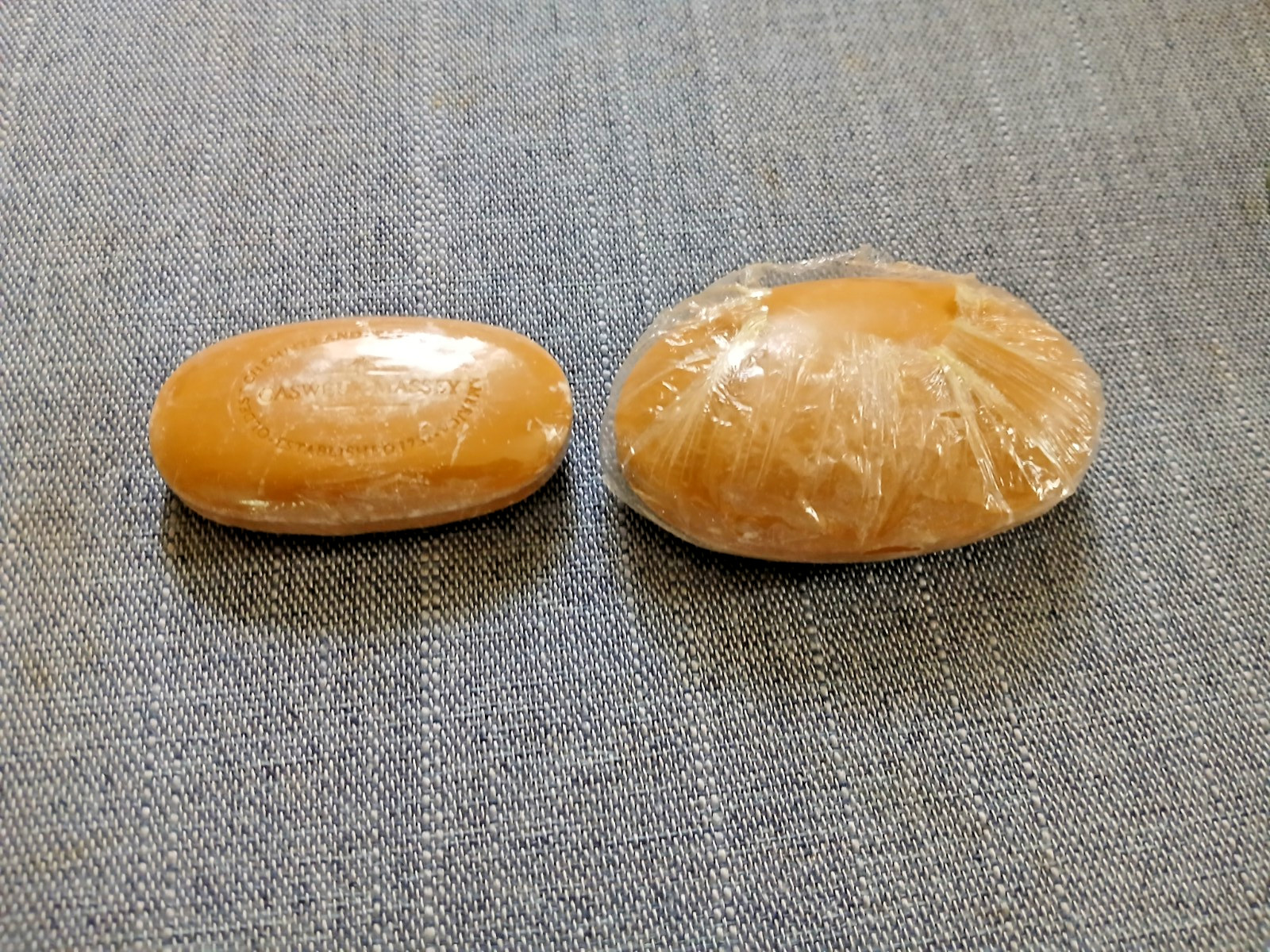 Lot of 2 vintage Caswell Massey Bar Soaps NEW – Unknown Scent